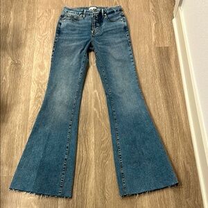 Good American - High Waisted Flare Jeans